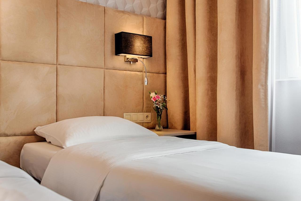 Citi Hotel'S Warszawa-Falenty Raszyn Eksteriør billede